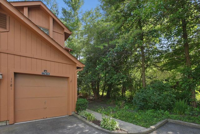 1781 Sawgrass Drive, BLDG B, Reynoldsburg, OH 43068