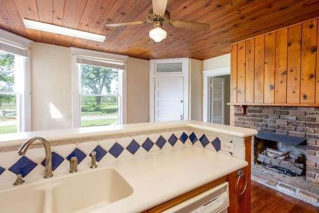 125 E Sewell Road, Aragon, GA 30104