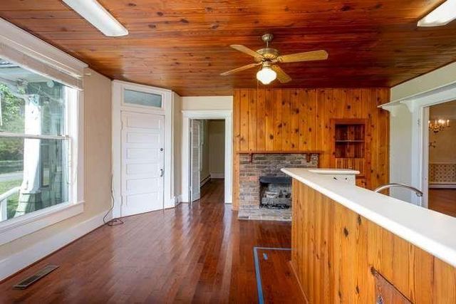 125 E Sewell Road, Aragon, GA 30104