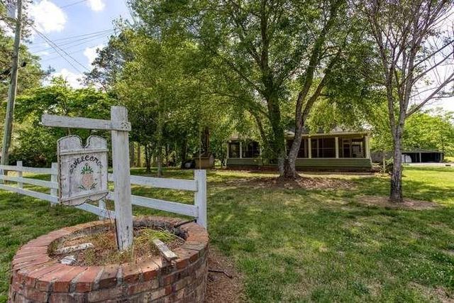125 E Sewell Road, Aragon, GA 30104