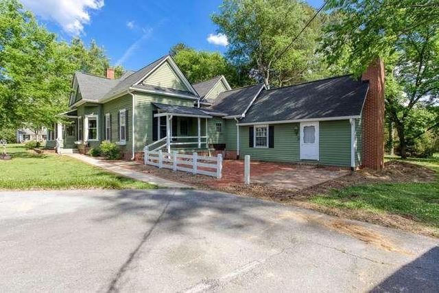 125 E Sewell Road, Aragon, GA 30104