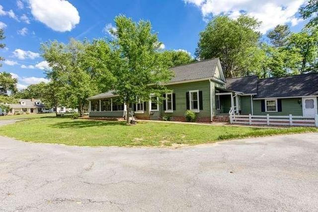 125 E Sewell Road, Aragon, GA 30104