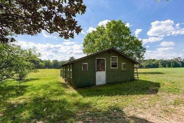 125 E Sewell Road, Aragon, GA 30104