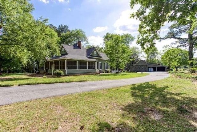 125 E Sewell Road, Aragon, GA 30104
