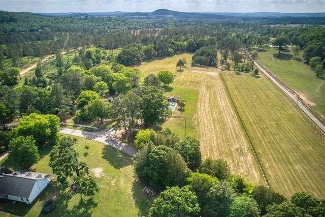 125 E Sewell Road, Aragon, GA 30104