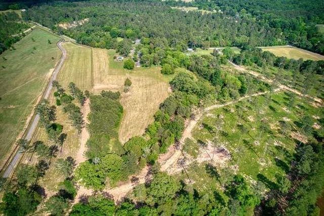 125 E Sewell Road, Aragon, GA 30104