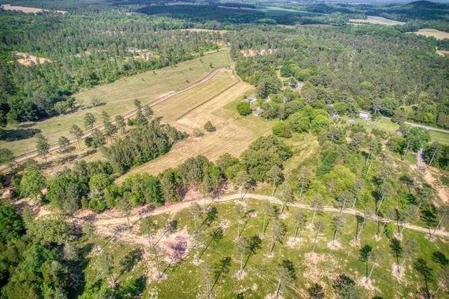125 E Sewell Road, Aragon, GA 30104