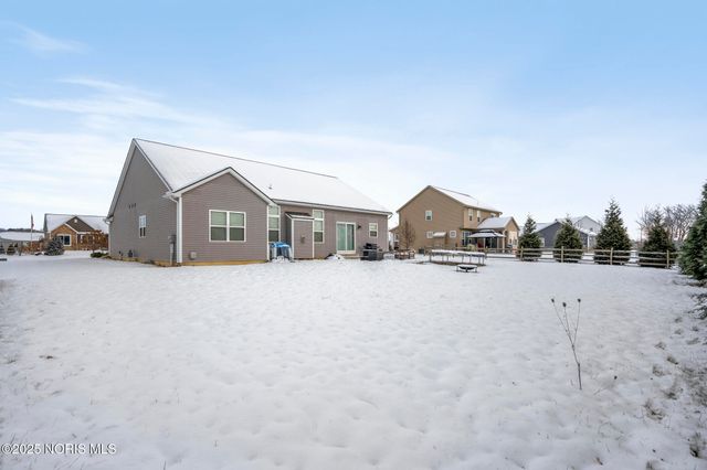 10639 Saron Lane, Whitehouse, OH 43571