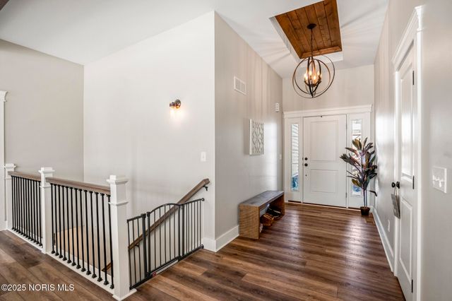 10639 Saron Lane, Whitehouse, OH 43571