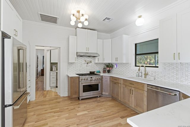 835 WINANS RANCH RD, Bandera, TX 78003