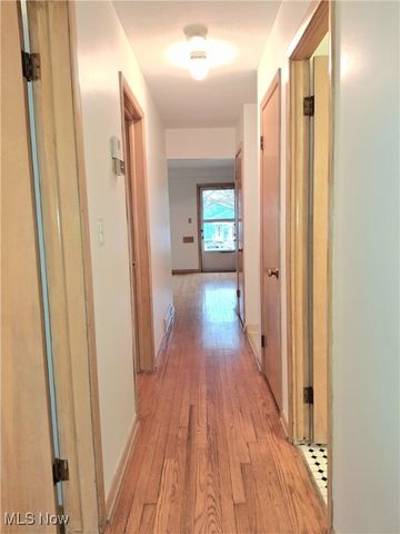 2903 Center Drive, Parma, OH 44134