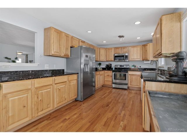 2907 E Euclid Pl, Centennial, CO 80121