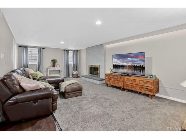 2907 E Euclid Pl, Centennial, CO 80121