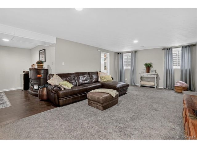 2907 E Euclid Pl, Centennial, CO 80121