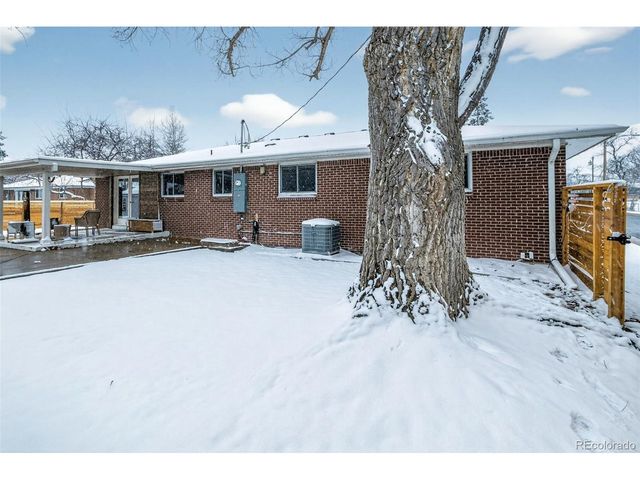 2907 E Euclid Pl, Centennial, CO 80121