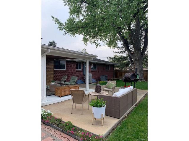 2907 E Euclid Pl, Centennial, CO 80121