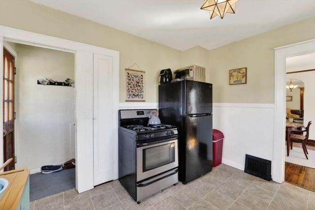 931 Eisenhower Avenue, Janesville, WI 53545