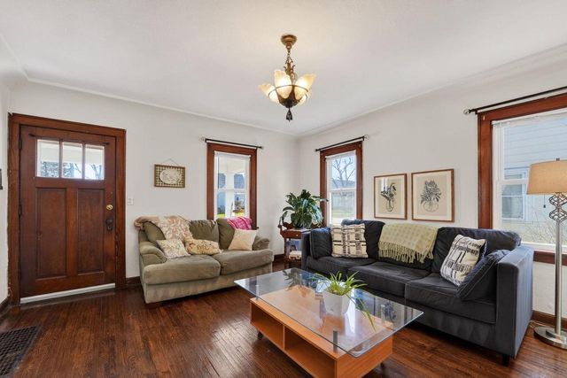 931 Eisenhower Avenue, Janesville, WI 53545