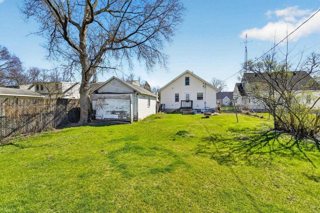 931 Eisenhower Avenue, Janesville, WI 53545