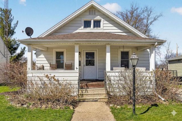 931 Eisenhower Avenue, Janesville, WI 53545
