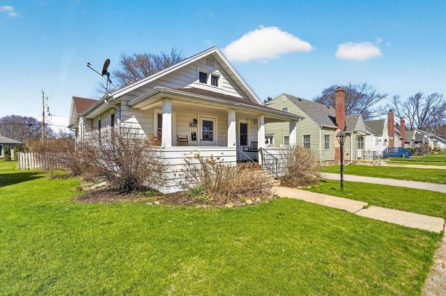 931 Eisenhower Avenue, Janesville, WI 53545