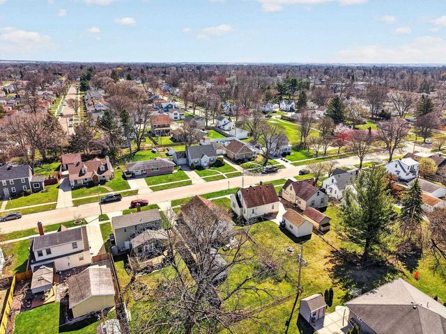 931 Eisenhower Avenue, Janesville, WI 53545
