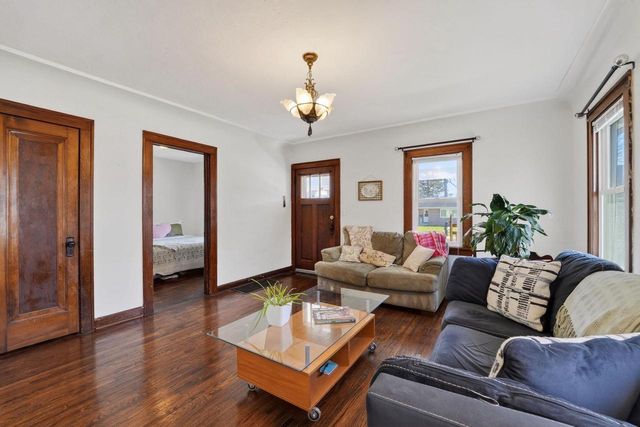 931 Eisenhower Avenue, Janesville, WI 53545