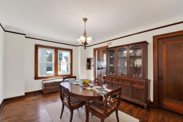 931 Eisenhower Avenue, Janesville, WI 53545