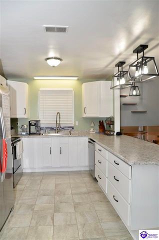 749 Shelby Avenue, Radcliff, KY 40160