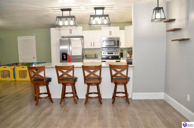 749 Shelby Avenue, Radcliff, KY 40160