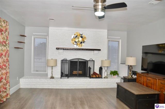 749 Shelby Avenue, Radcliff, KY 40160