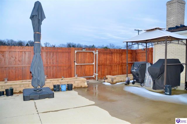 749 Shelby Avenue, Radcliff, KY 40160