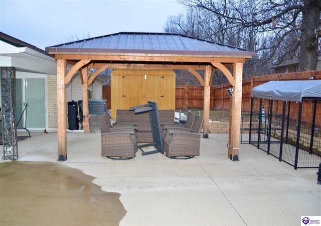 749 Shelby Avenue, Radcliff, KY 40160