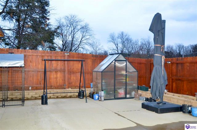 749 Shelby Avenue, Radcliff, KY 40160