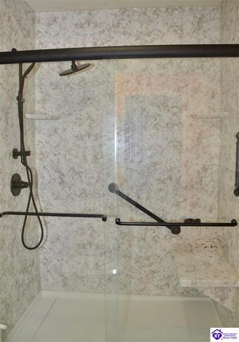 749 Shelby Avenue, Radcliff, KY 40160