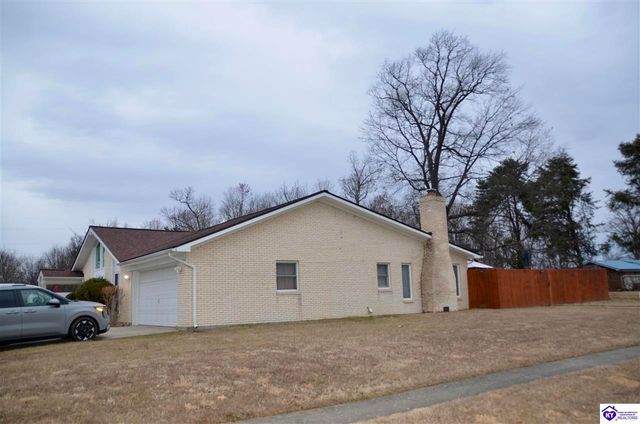 749 Shelby Avenue, Radcliff, KY 40160