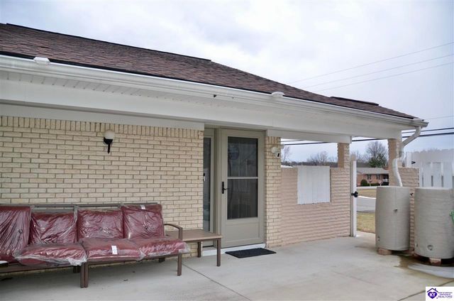 749 Shelby Avenue, Radcliff, KY 40160