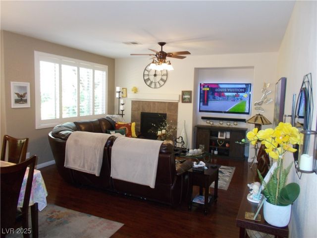 11832 Arenoso Drive, Las Vegas, NV 89138