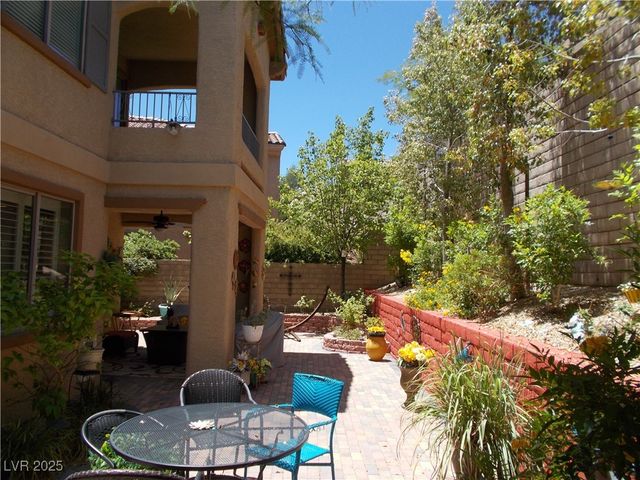 11832 Arenoso Drive, Las Vegas, NV 89138