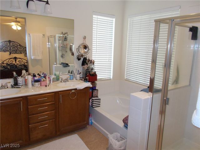 11832 Arenoso Drive, Las Vegas, NV 89138