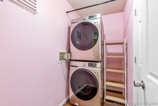 4218 W Toledo Court, Broken Arrow, OK 74012