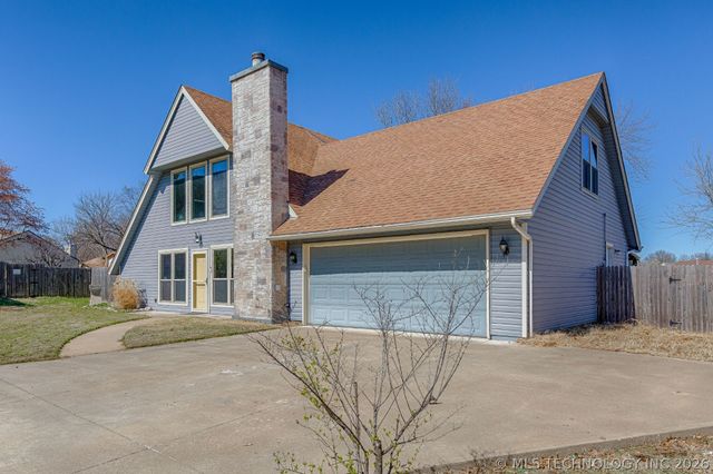 4218 W Toledo Court, Broken Arrow, OK 74012