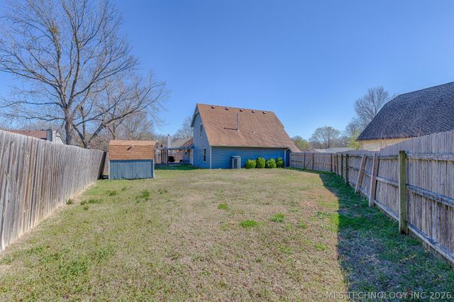 4218 W Toledo Court, Broken Arrow, OK 74012