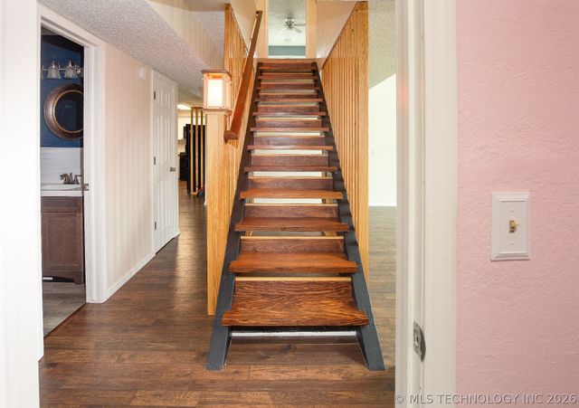 4218 W Toledo Court, Broken Arrow, OK 74012