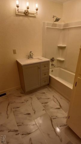 2 N Pine St, Cokedale, CO 81082