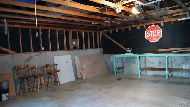 2 N Pine St, Cokedale, CO 81082