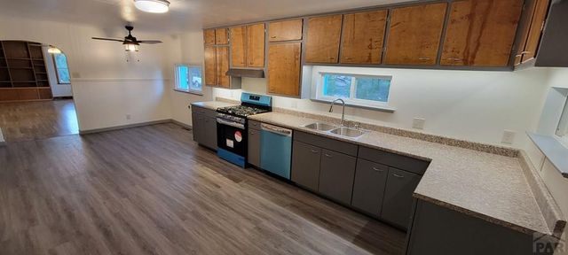 2 N Pine St, Cokedale, CO 81082