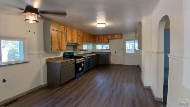 2 N Pine St, Cokedale, CO 81082