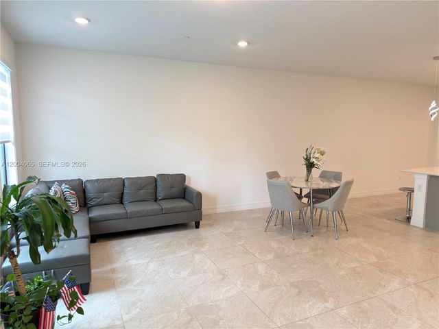 8344 NW 7th Pl 8344, Plantation, FL 33324