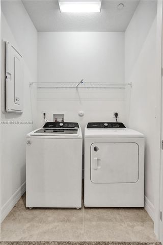 8344 NW 7th Pl 8344, Plantation, FL 33324